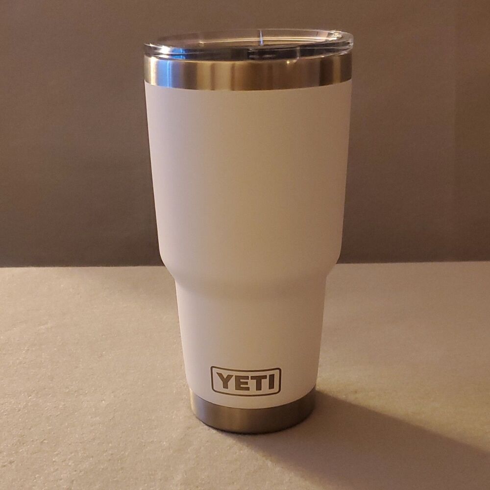 Yeti 30 oz Stainless Steel Rambler Tumbler - White (21070070024)
